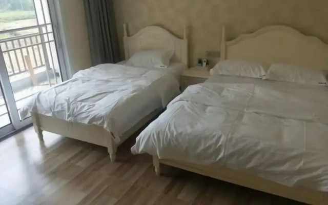 Xinchang Yunqi Small Building House