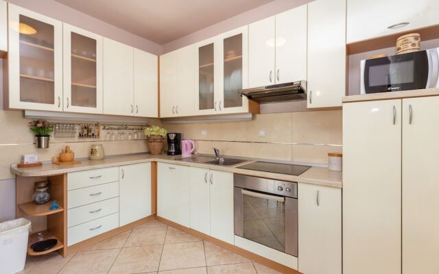 Holiday Home Trojkovic