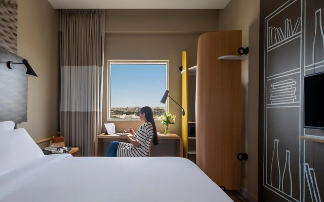 ibis Jeddah Malik Road