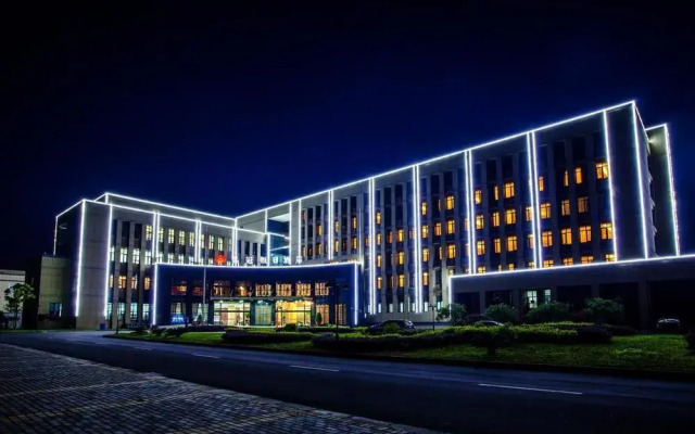 Anji Pinguan Hotel