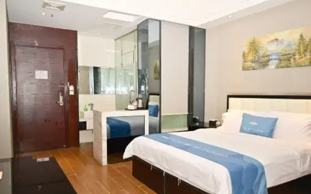 Yicheng Hotel (Henan University of Technology)