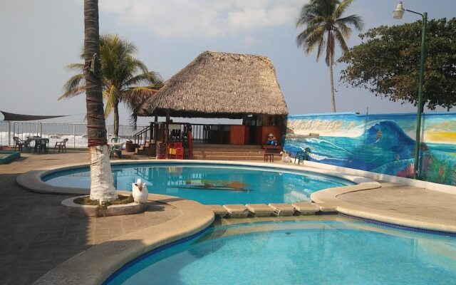 Punta Roca Surf Resort