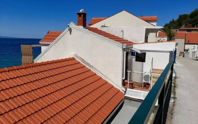 Danka - Affordable and at the Beach - SA1