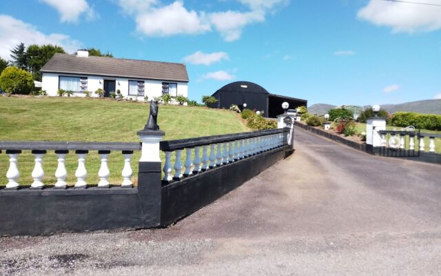 Room in Bungalow - Very Nice View With This Room