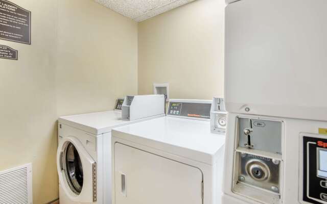 Best Western Plus Bridgeport Inn