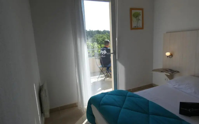 Résidence Les Pins Parasols de la Roque