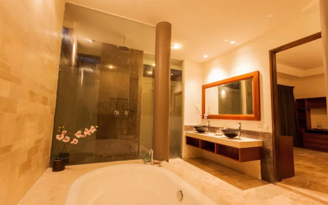 The Kawan Jimbaran - Private Villa