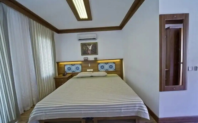 Otel Azmakhan