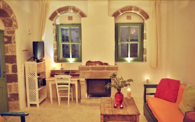 Myrtia House