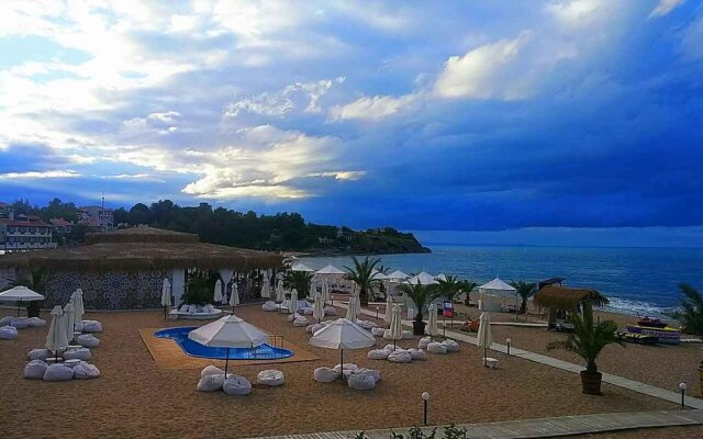 Oasis Beach Club