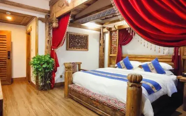 Zhangjiajie Wuling Spring Inn (72 Qilou Scenic Area)