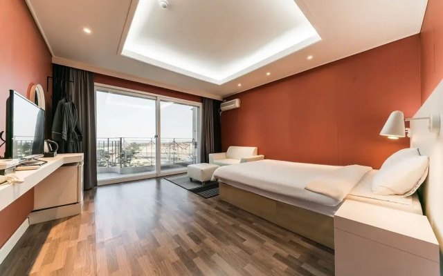 Yangyang See Star Donghae