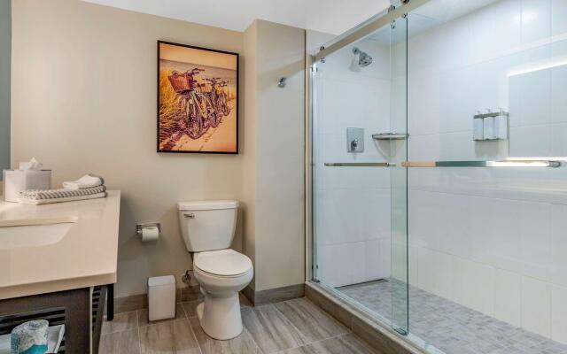 Cambria Hotel Ocean City - Bayfront