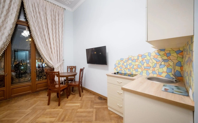 Grand Lviv Apartment II (2 of 3)