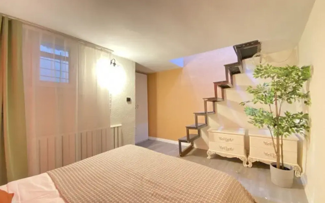 Refreshing Duplex Flat With Jacuzzi in Sisli