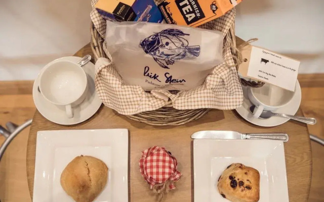 Padstow Breaks - Duke House