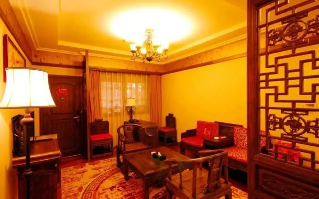 Lijiang Golden Path Hospitality
