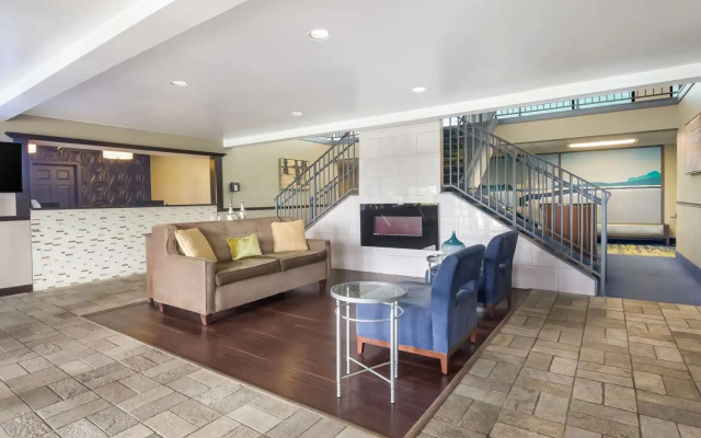 Best Western Parkside Inn