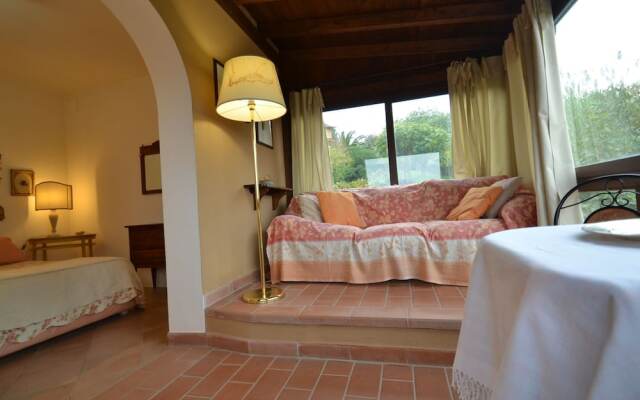 Tuscan Villa With Sea Views