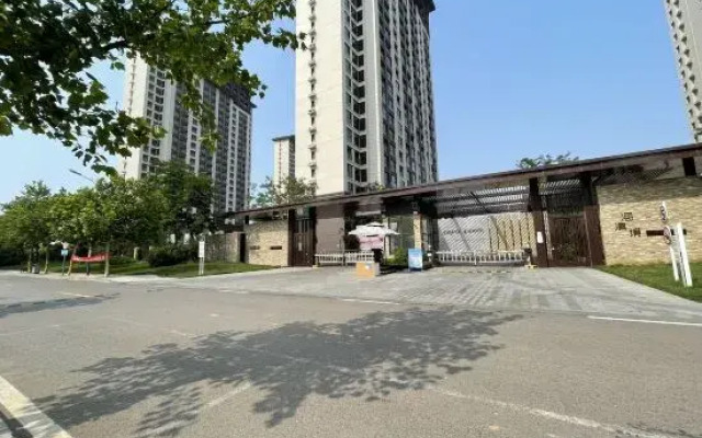 Apartment at first sight