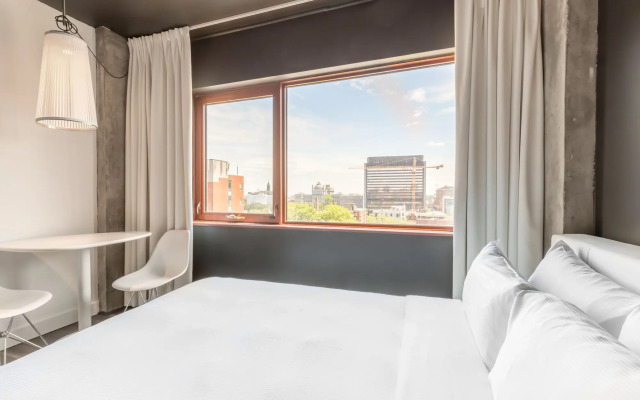Hotel Zero 1