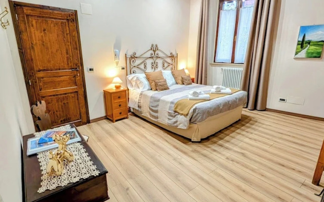 TuscanyLettings Studio&Room