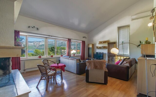 Stunning Home in Zrnovo With Wifi and 3 Bedrooms