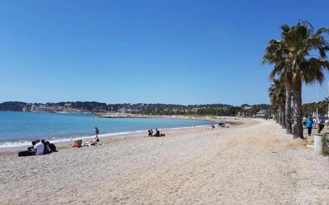 T2 40m2 Ollioules, la Nature, a 10 Mins Des Plages