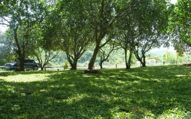 Monoko Porploen Resort Suanphung