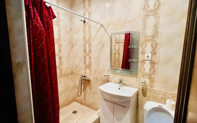 New Luxury 2 Bedroom + Balcony By Republic Square