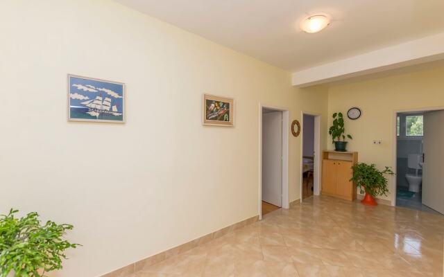 Apartment Sime