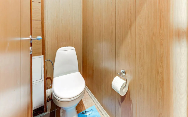 на Караванной 24-26