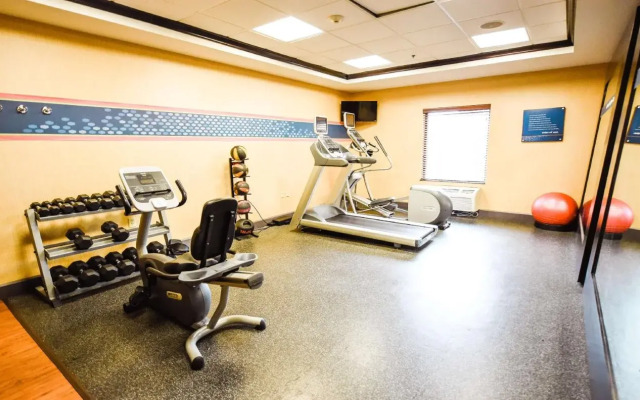 Hampton Inn and Suites Pine Bluff