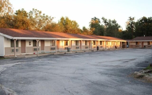 Frontier Motel
