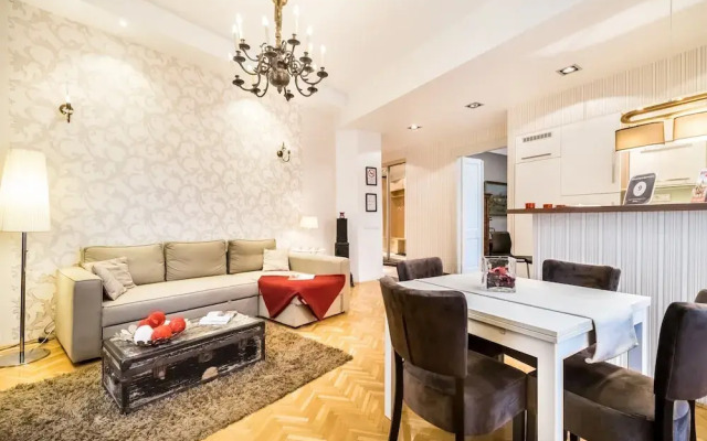 Magas 5 Apartment