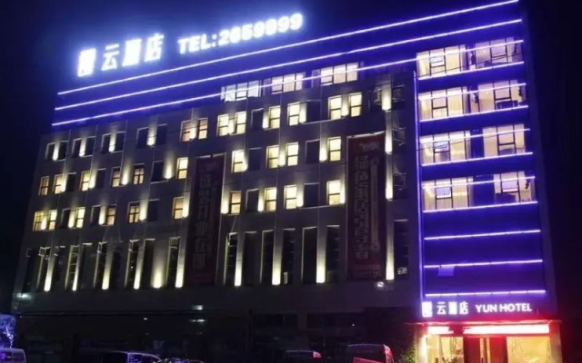 Yun Hotel