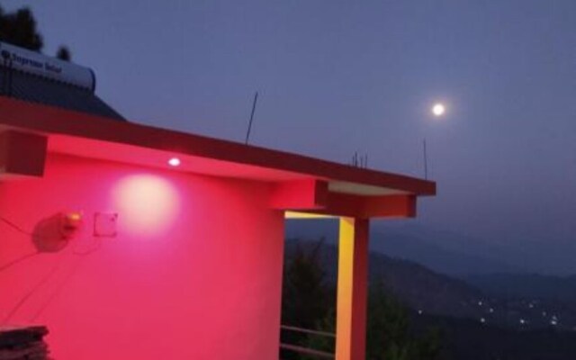 Goroomgo Mangalmurti Himalyan Binsar