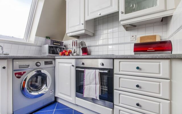 Luxury 2 bed apartment Warren Street