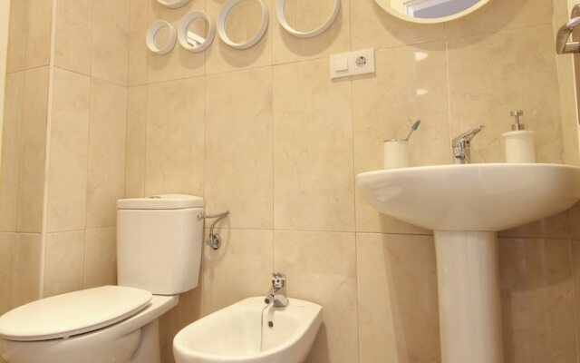 Deluxe Apartment with Giralda views