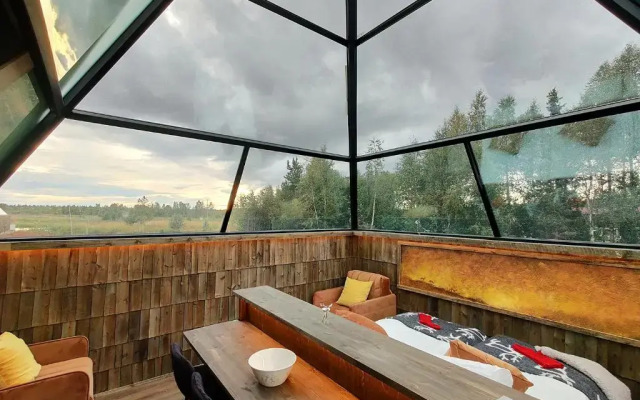 Aurora Pyramid Glass Igloos