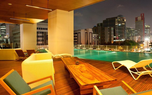 JS Luwansa Hotel and Convention Center