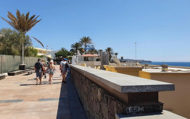 Aida 206 by VillaGranCanaria