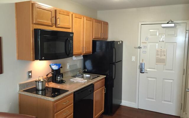 Candlewood Suites La Porte by IHG