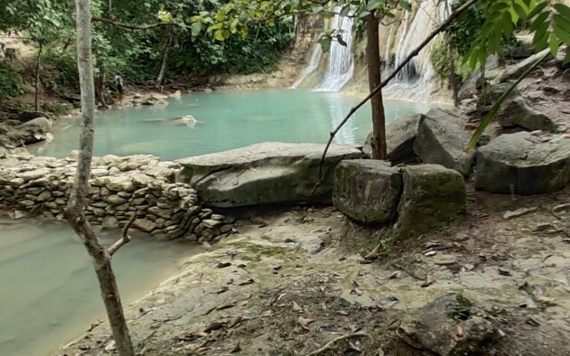 Natural Stone Homestay Syariah - Hostel