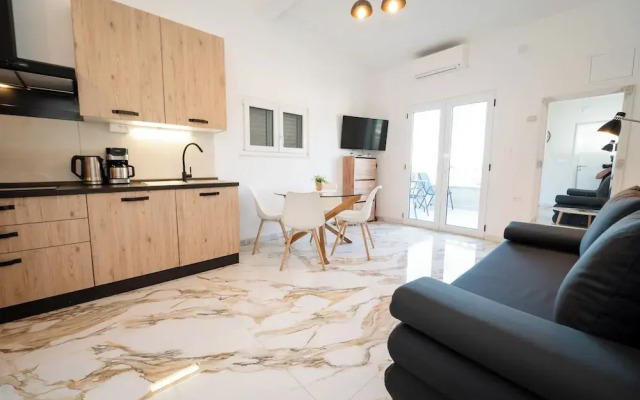 Beachfront Villa Mihovil With Direct Beach Access