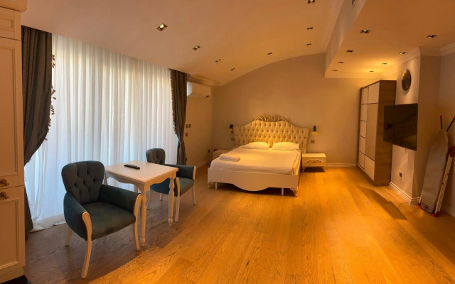 Rada Apart Hotel