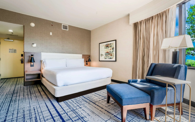 DoubleTree by Hilton South Charlotte Tyvola