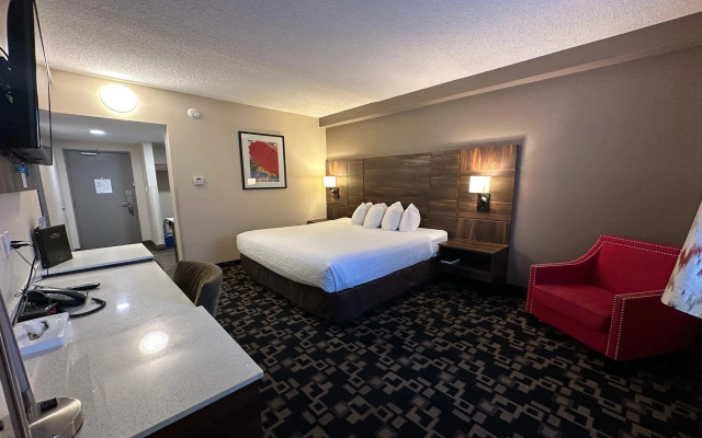 Baymont Inn and Suites Medicine Hat