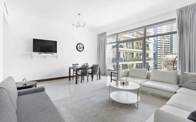 WelHome - Urban Retreat With Terrace And City Views