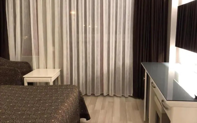 Hotel Mendos 